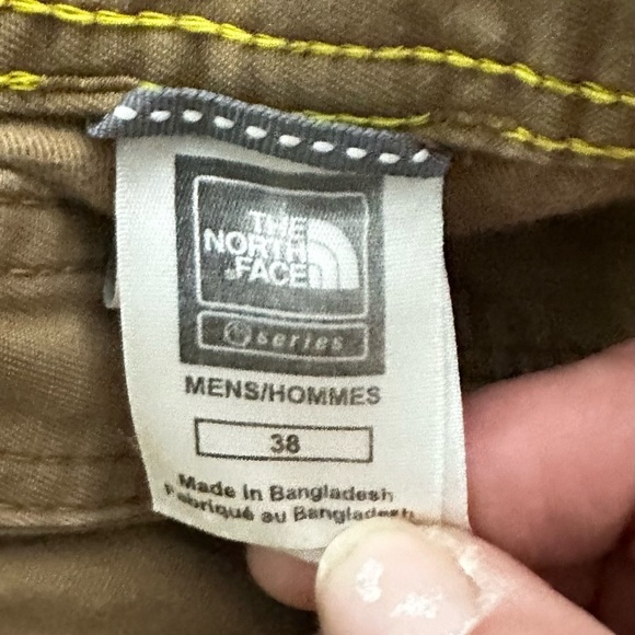Men’s North face cargo khaki shorts A5 series - Picture 4 of 4